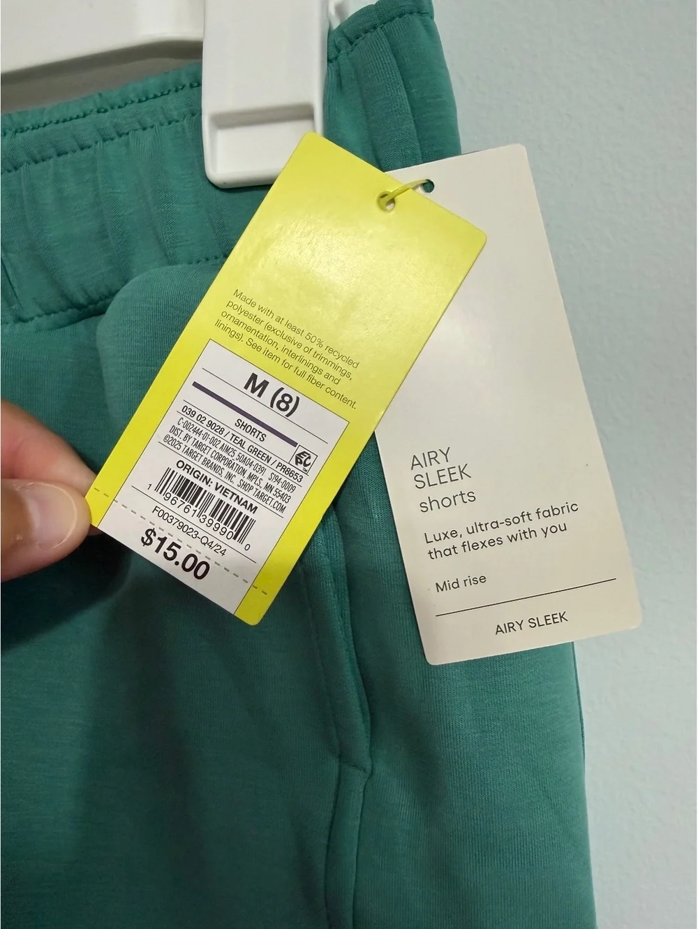All in Motion Girls M(8) Airy Sleek Green Mid Rise Shorts